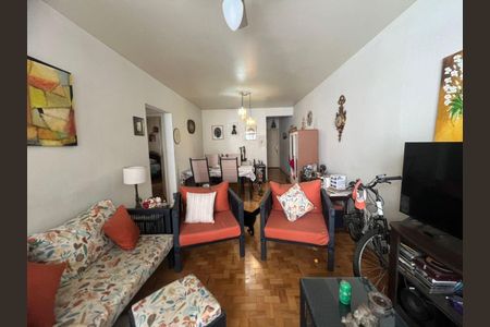 Apartamento à venda com 95m², 2 quartos e 1 vagaFoto 02