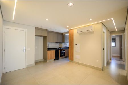 Sala de apartamento para alugar com 3 quartos, 88m² em City América, São Paulo