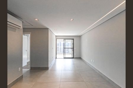 Apartamento para alugar com 3 quartos, 88m² em City América, São Paulo