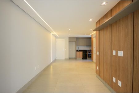 Sala de apartamento para alugar com 3 quartos, 88m² em City América, São Paulo