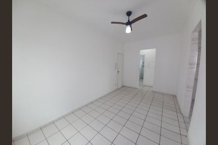 Sala de apartamento para alugar com 2 quartos, 65m² em Vila Valenca, São Vicente