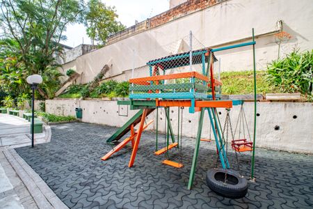 Apartamento para alugar com 55m², 2 quartos e 1 vagaÁrea comum - Playground