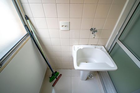 Apartamento para alugar com 55m², 2 quartos e 1 vagaÁrea de Serviço