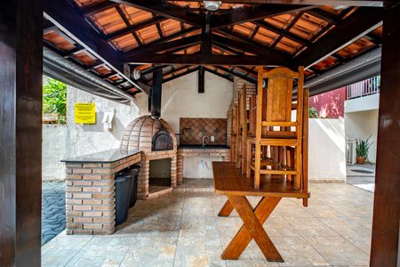 Apartamento para alugar com 55m², 2 quartos e 1 vagaÁrea comum - Churrasqueira