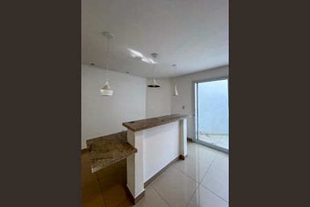 Casa de condomínio à venda com 85m², 2 quartos e 1 vagaCozinha