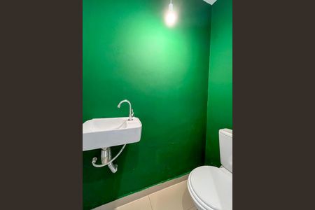 Casa de condomínio à venda com 85m², 2 quartos e 1 vagaLavabo