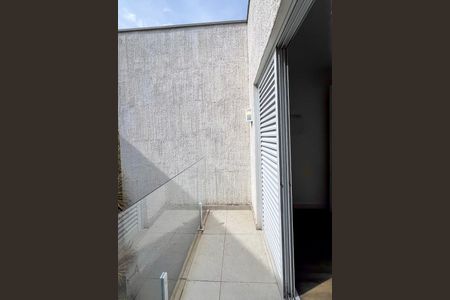 Sacada de casa de condomínio à venda com 2 quartos, 85m² em Vila Brasilio Machado, São Paulo