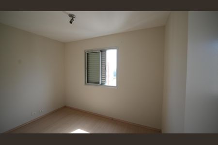 Apartamento à venda com 67m², 3 quartos e 1 vagaQuarto 2