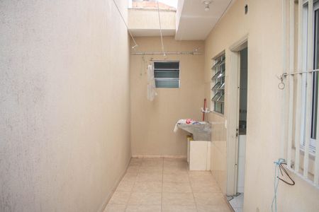 Casa para alugar com 35m², 1 quarto e sem vagaQUINTAL E ÁREA DE SERVIÇO