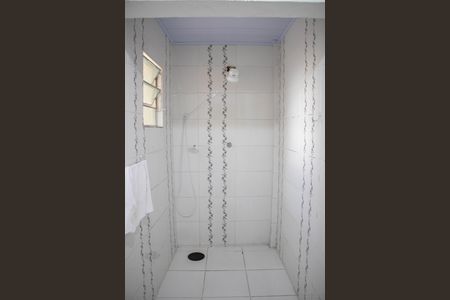 Casa para alugar com 35m², 1 quarto e sem vagaBANHEIRO