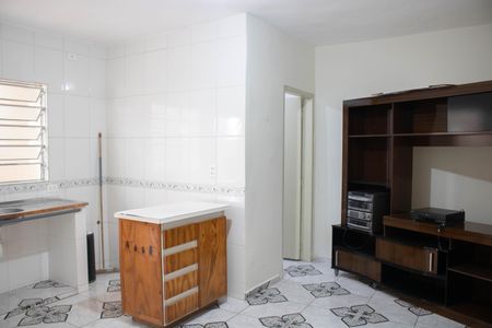 SALA E COZINHA de casa para alugar com 1 quarto, 35m² em Vila Itaberaba, São Paulo