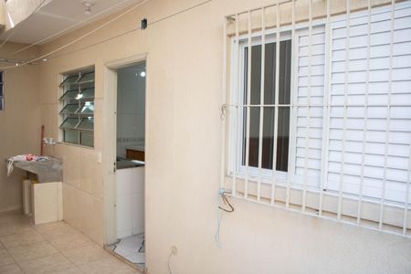 Casa para alugar com 35m², 1 quarto e sem vagaQUINTAL E ÁREA DE SERVIÇO