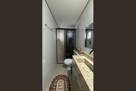 Apartamento para alugar com 177m², 3 quartos e 2 vagasBanheiro