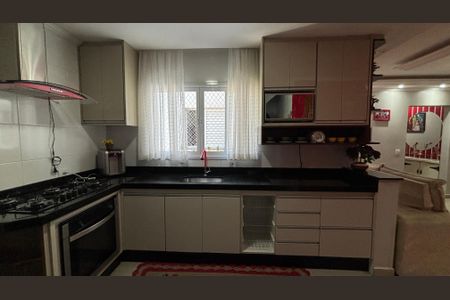 Apartamento para alugar com 177m², 3 quartos e 2 vagasCozinha