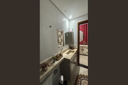 Apartamento para alugar com 177m², 3 quartos e 2 vagasBanheiro