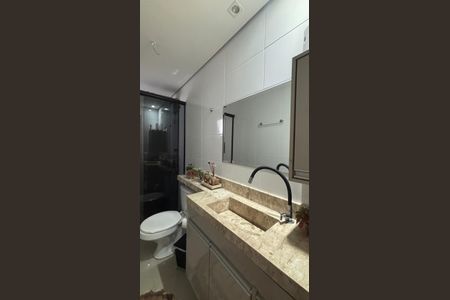 Apartamento para alugar com 177m², 3 quartos e 2 vagasBanheiro