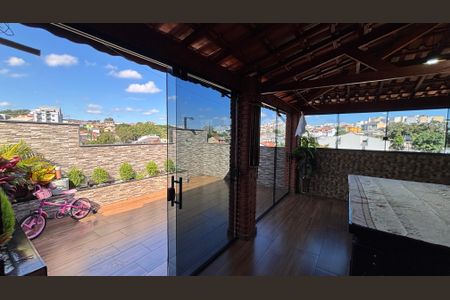 Apartamento para alugar com 177m², 3 quartos e 2 vagasCobertura 