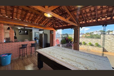 Apartamento para alugar com 177m², 3 quartos e 2 vagasCobertura 