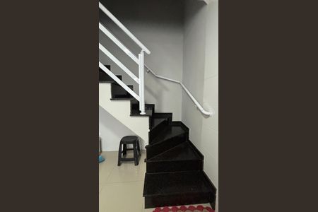 Apartamento para alugar com 177m², 3 quartos e 2 vagasEscada