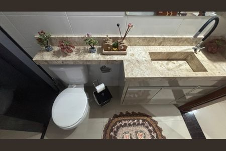 Apartamento para alugar com 177m², 3 quartos e 2 vagasBanheiro