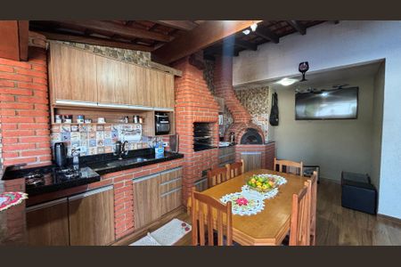 Apartamento para alugar com 177m², 3 quartos e 2 vagasCobertura 