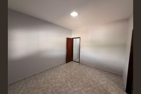 Casa para alugar com 800m², 4 quartos e 6 vagasQuarto 04