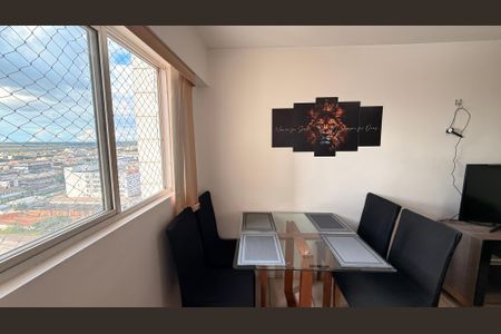 Sala de apartamento para alugar com 2 quartos, 45m² em Qi 24, Brasília