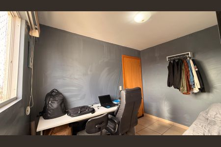 Quarto 02 de apartamento para alugar com 2 quartos, 45m² em Qi 24, Brasília