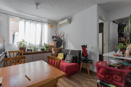 Sala de apartamento à venda com 2 quartos, 52m² em Sarandi, Porto Alegre