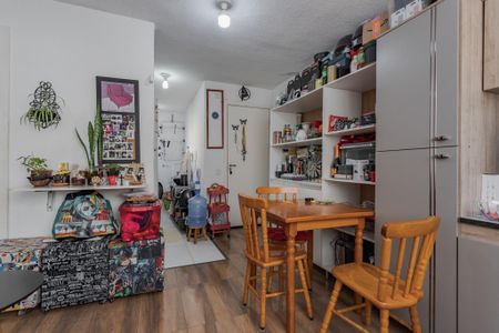 Sala de apartamento à venda com 2 quartos, 52m² em Sarandi, Porto Alegre