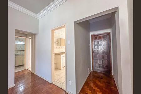 Apartamento à venda com 84m², 2 quartos e 1 vaga Apartamento à venda com 84m², 2 quartos e 1 vagaSala
