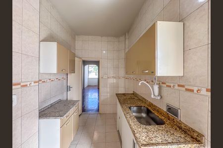 Apartamento à venda com 84m², 2 quartos e 1 vaga Apartamento à venda com 84m², 2 quartos e 1 vagaCozinha
