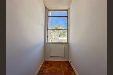 Apartamento à venda com 84m², 2 quartos e 1 vaga Apartamento à venda com 84m², 2 quartos e 1 vagaQuarto 2