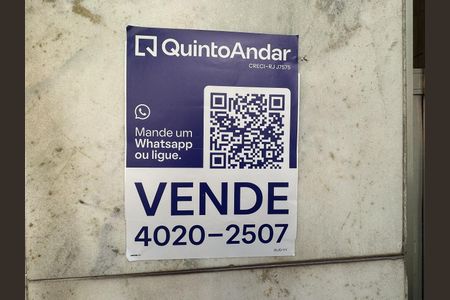 Apartamento à venda com 84m², 2 quartos e 1 vaga Apartamento à venda com 84m², 2 quartos e 1 vagaPlaca
