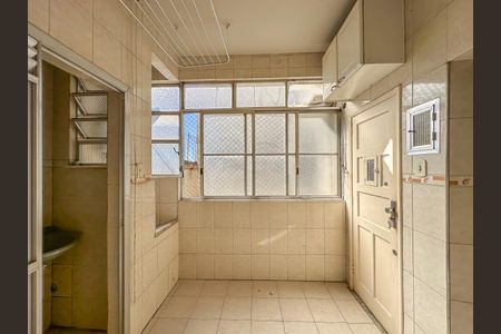 Apartamento à venda com 84m², 2 quartos e 1 vaga Apartamento à venda com 84m², 2 quartos e 1 vagaÁrea de serviço