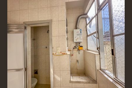 Apartamento à venda com 84m², 2 quartos e 1 vaga Apartamento à venda com 84m², 2 quartos e 1 vagaÁrea de serviço