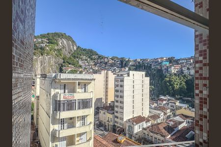 Apartamento à venda com 84m², 2 quartos e 1 vaga Apartamento à venda com 84m², 2 quartos e 1 vagaVista do Quarto 2