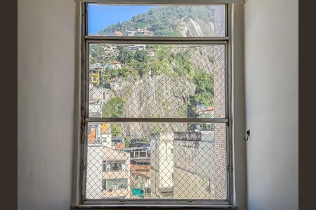 Apartamento à venda com 84m², 2 quartos e 1 vaga Apartamento à venda com 84m², 2 quartos e 1 vagaVista da Sala