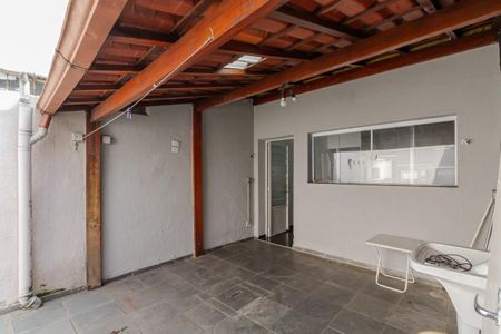 Quintal_Área de Serviço de casa à venda com 2 quartos, 85m² em Indianópolis, São Paulo