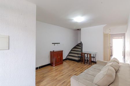 Sala de casa à venda com 2 quartos, 85m² em Indianópolis, São Paulo