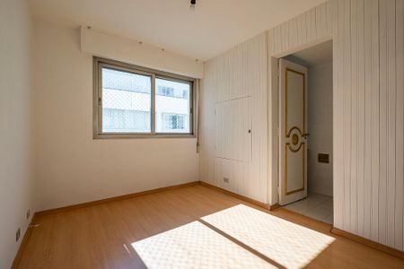 Apartamento para alugar com 90m², 3 quartos e 1 vaga Apartamento para alugar com 90m², 3 quartos e 1 vagaSuíte