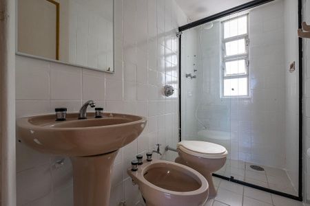 Apartamento para alugar com 90m², 3 quartos e 1 vaga Apartamento para alugar com 90m², 3 quartos e 1 vagaBanheiro