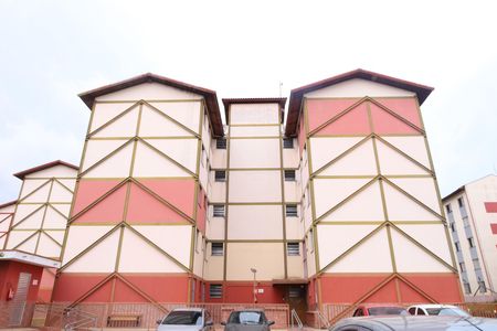 Apartamento para alugar com 80m², 2 quartos e sem vagaÁrea comum - Prédio