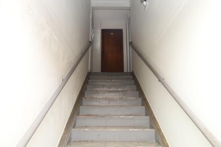 Apartamento para alugar com 80m², 2 quartos e sem vagaÁrea comum - Saguão do andar