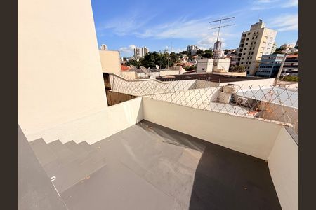 Casa à venda com 300m², 4 quartos e 6 vagasQuintal