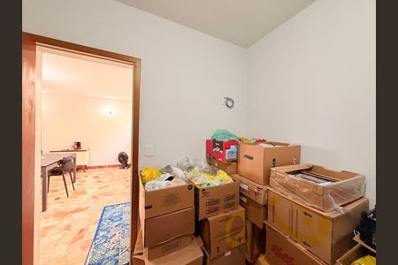 Casa à venda com 300m², 4 quartos e 6 vagasQuarto 4
