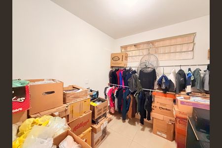 Casa à venda com 300m², 4 quartos e 6 vagasQuarto 4
