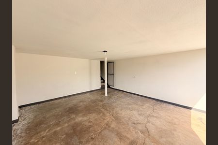 Casa à venda com 300m², 4 quartos e 6 vagasQuintal