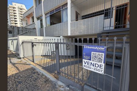 Casa à venda com 300m², 4 quartos e 6 vagasPlaquinha instalada COD BALD-17
