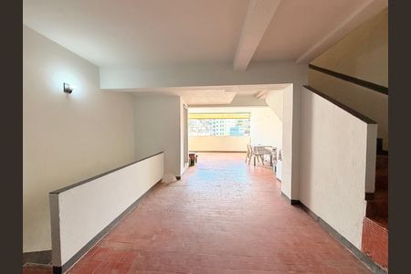Casa à venda com 300m², 4 quartos e 6 vagasGaragem com área de Serviço 2 e varanda